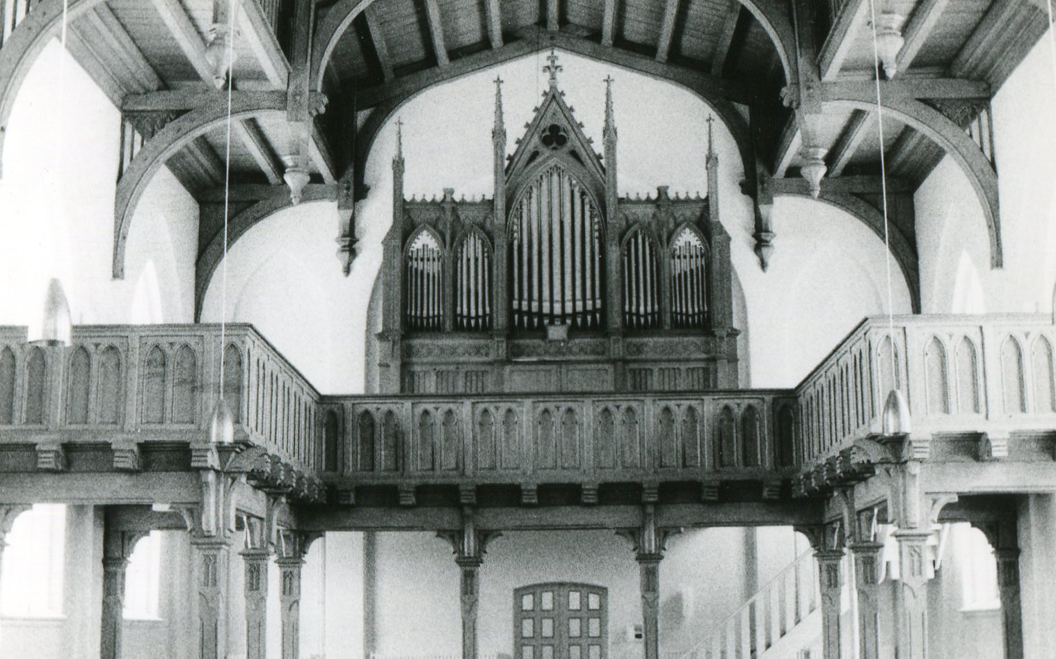 The Röver pipe organ in Heilig-Kreuz-Kirche Bevern